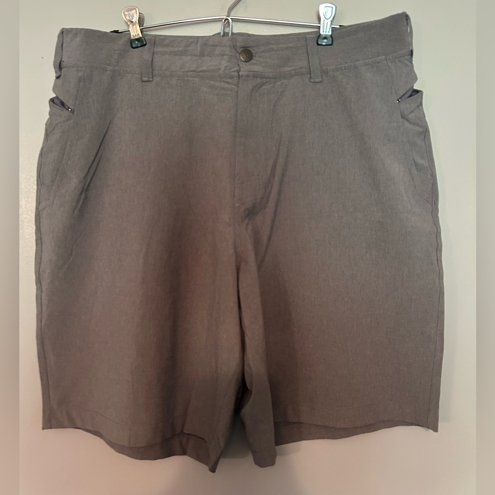 Hylete Men's Gray Shorts- 38x9